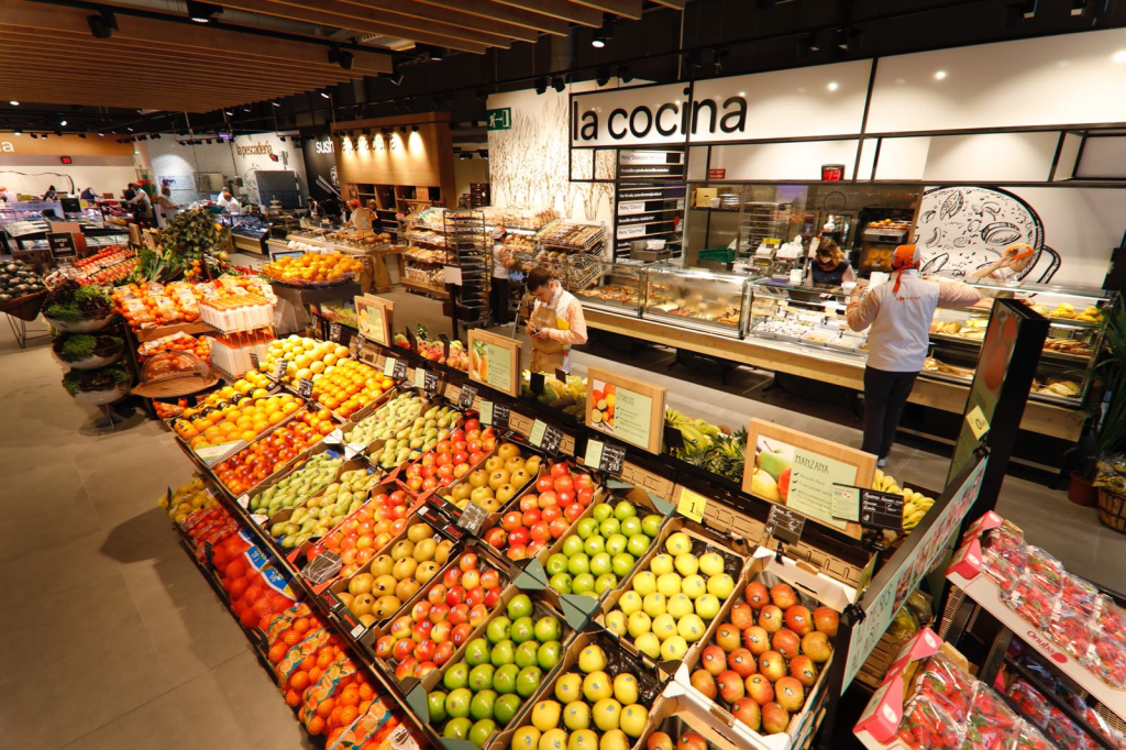 Auto Huren Op Curacao, Carrefour Curacao Supermarket