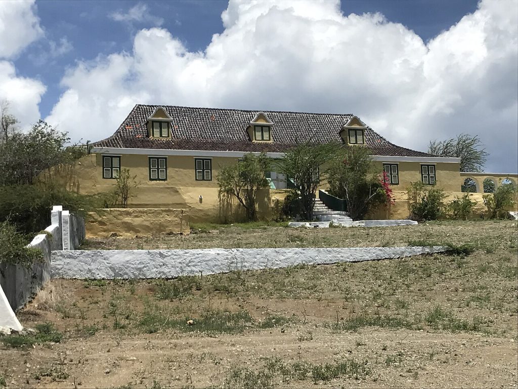 aluguel de carros rápidos curaçao Daaibooi