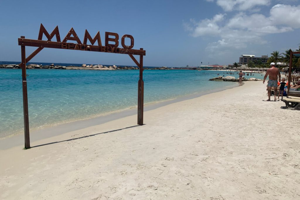 Mambo beach Curacao car rental